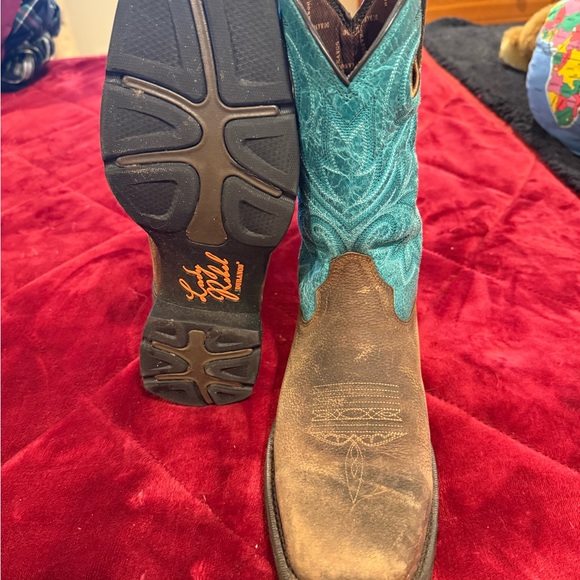 Durango Brown and Blue Heeled Western Boots - Picture 2 of 3